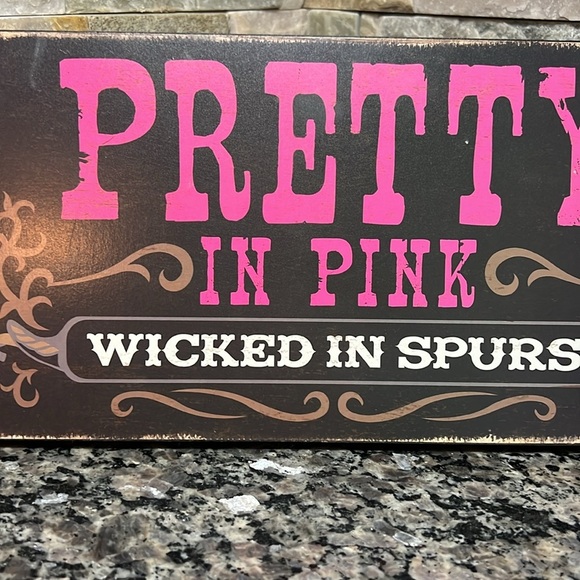 Open Roads Pretty in Pink Wicked in Spurs plaque - Picture 2 of 4